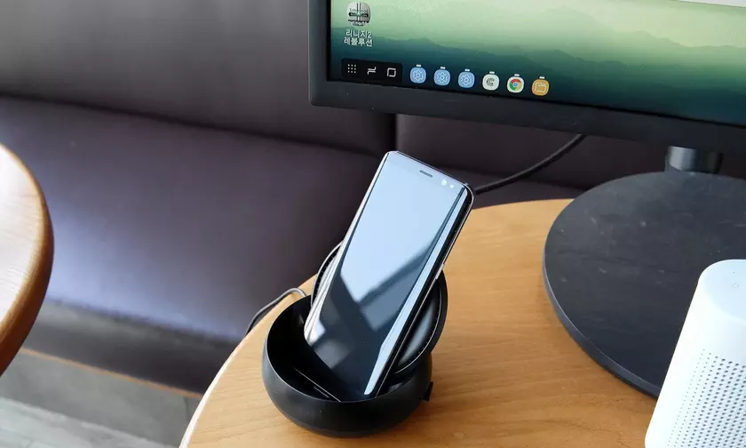 На Samsung Galaxy Note 9 режим DeX будет работать без док-станции