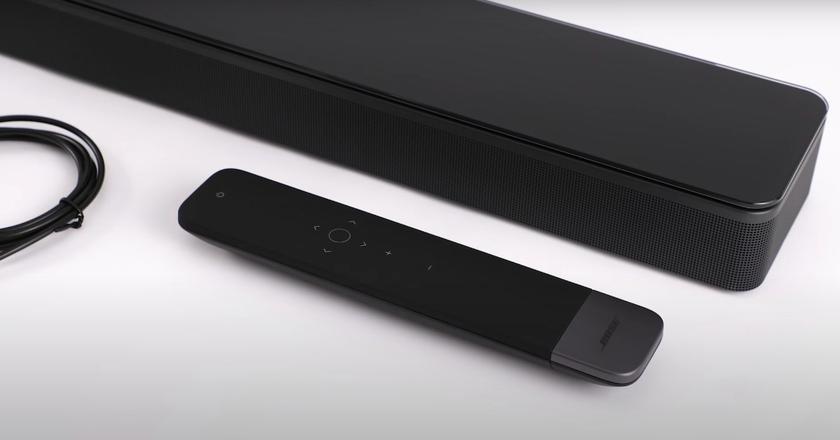 Bose Smart Soundbar 700 soundbars under 1000