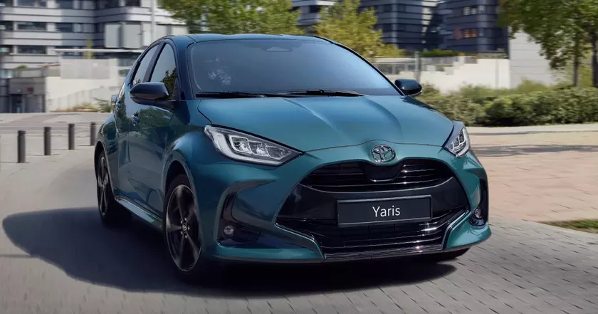 Toyota Yaris электрическая версия