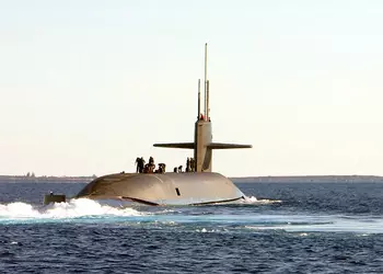 США разместили в Персидском заливе атомную субмарину USS Florida, которая может нести 154 крылатые ракеты Tomahawk дальностью до 2500 км