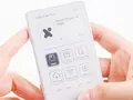 Главное — не потерять: представлен крошечный E-Ink-ридер Xteink X3 с магнитным креплением к смартфону