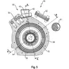 Мініатюра схеми розташування електродвигуна і двигуна в патенті Porsche.