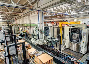 Чешский холдинг Motor Jikov перепрофилируется на артиллерийские боеприпасы из-за кризиса в автопроме