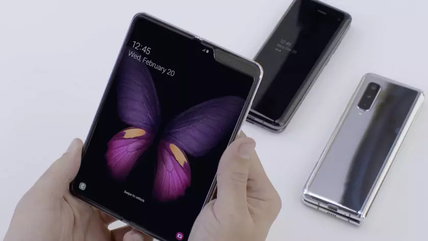 Складной Samsung Galaxy Fold выйдет и в других странах. Но не в Украине