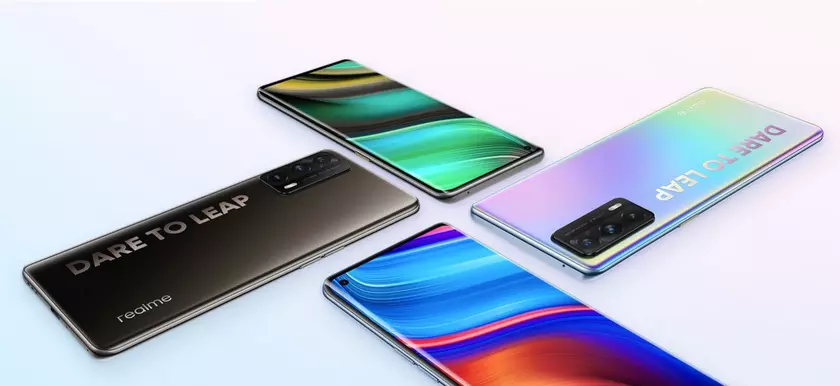 Realme X7 Pro Extreme Edition: изогнутый экран на 90 Гц, чип MediaTek Dimensity 1000+ и тройная камера на 64 МП за $350