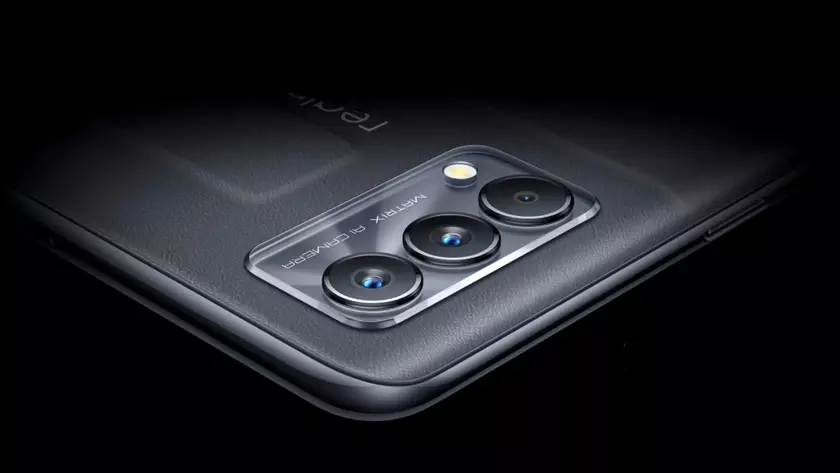 Официально: realme GT2 Explorer Master c чипом Snapdragon 8+ Gen 1 на борту представят 12 июля