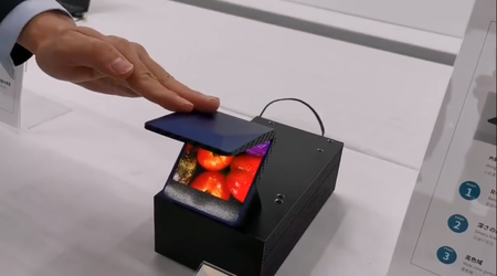 Sharp показав прототип смартфона з гнучким 6.18-дюймовим AMOLED-дисплеєм