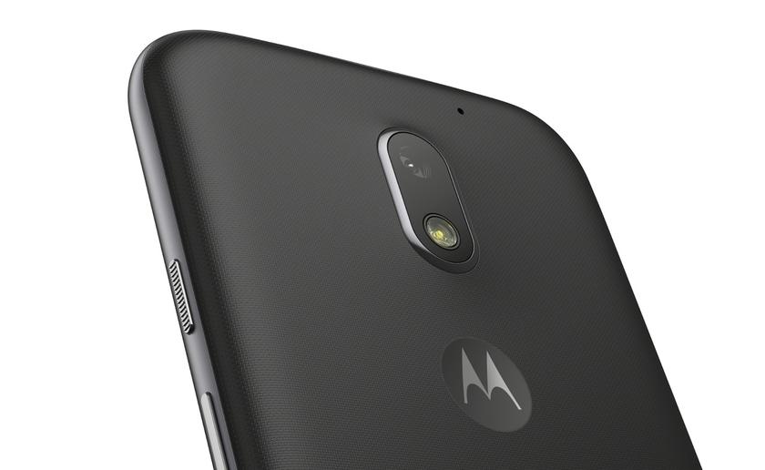 Опубликованы пресс-рендеры нового смартфона Moto E5 Play