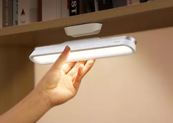 Магнитный светильник Baseus с портом USB-C и автономностью до 24 часов продают на AliExpress за $18