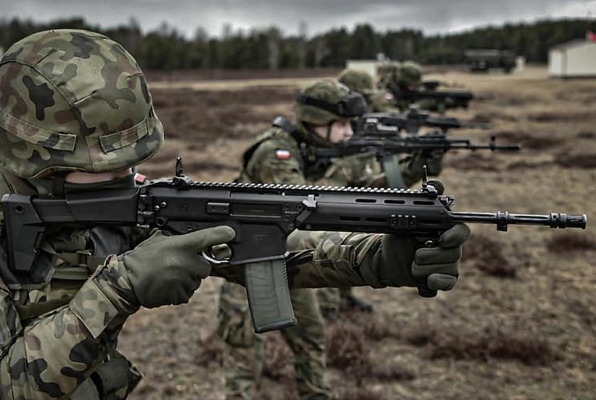 Украина покупает у Польши штурмовые винтовки GROT