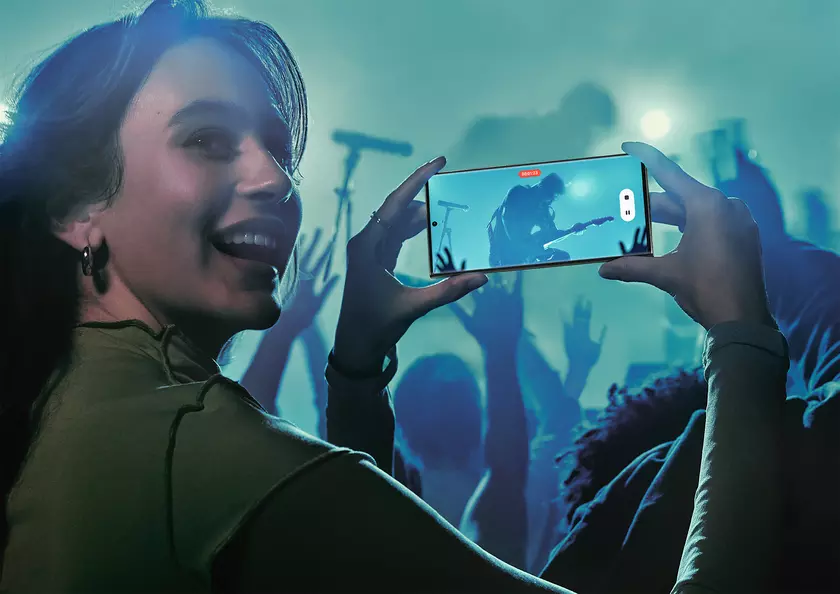 Samsung с обновлением отключила функцию записи видео 8K с высоким битрейтом на флагманах Galaxy S23 Ultra