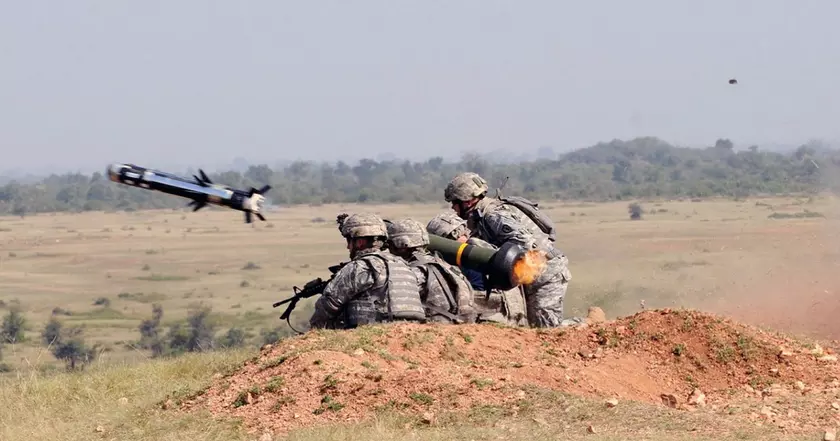 Raytheon модернизирует Javelin и продлит срок службы противотанкового ракетного комплекса на 30 лет