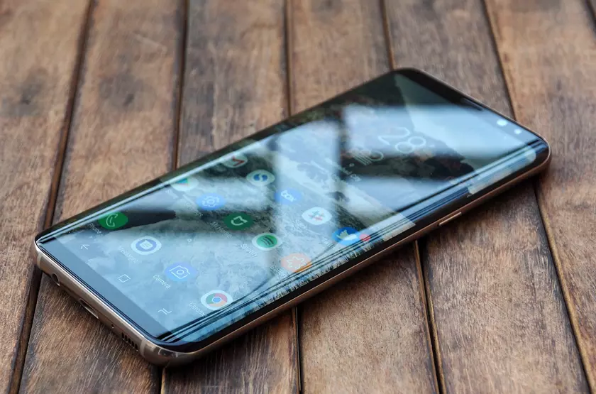 Samsung Galaxy S10 и смарт-часы Gear S4 получат аллюминиево-магниевый сплав Metal 12