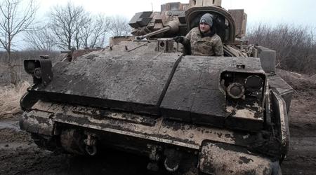 Україна розробила нові «щити» для своїх Bradley, що мають захищати від дронів