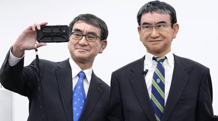 Japón ha creado un clon digital de un ministro más inteligente y evolucionado que una persona real