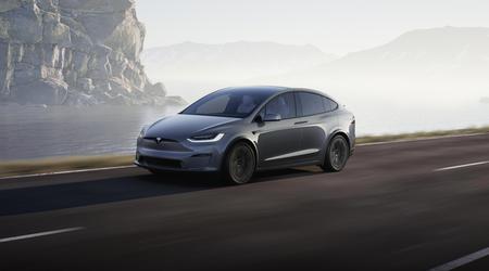 Tesla встановила новий рекорд поставок електромобілів - за 10 років обсяги продажів зросли в 1000 разів