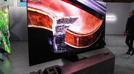 A 77" Samsung QD-OLED 4K TV with 144Hz frame rate and 2000 nits brightness goes on sale for $4500