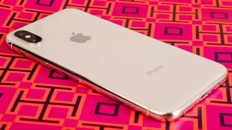 iPhone X et MacBook Pro 2018 ...