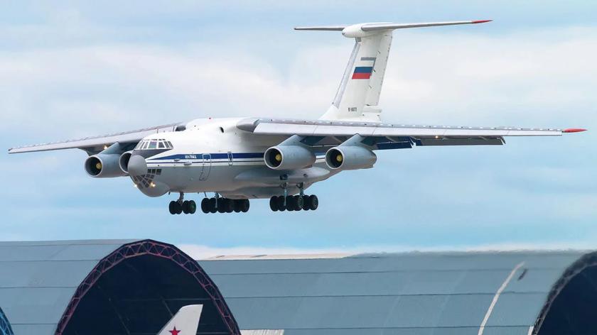 В России разбился военный самолёт Ил-76 во время учебных полётов
