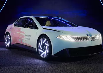 BMW Vision Driving Experience: самый мощный прототип BMW в истории