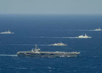 США впервые за 20 лет сосредоточили в Средиземном море две авианосные ударные группы – Gerald R. Ford и Dwight D. Eisenhower после нападения на Израиль прибыли в регион