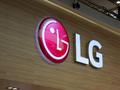 LG запатентовала дизайн смартфона с фронтальной камерой под дисплеем