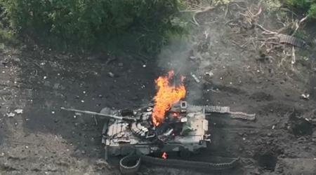 Збройні Сили України знищили ще один російський танк Т-80БВ