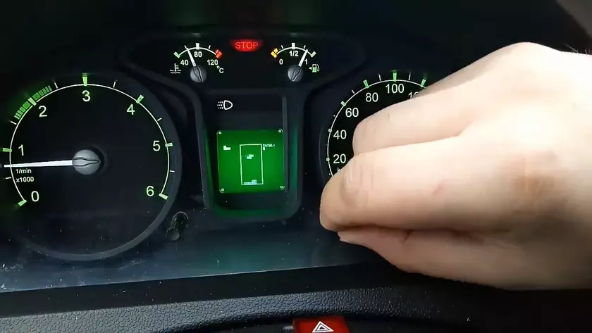 В новой «ГАЗели» случайно обнаружился встроенный Тетрис