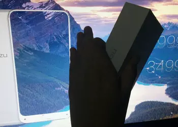 Anniversary smartphone Meizu will be released in three versions - 15, 15 Lite and 15 Plus