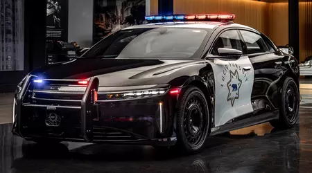 California traffic police tested the Lucid Pursuit, a special version of the Lucid Air electric car, which costs from $70,000 in civilian version