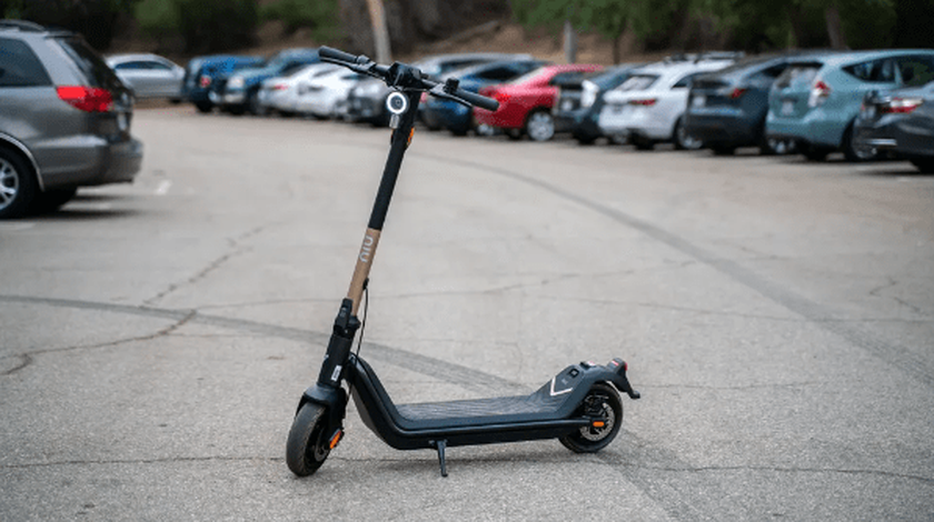 NIU KQi3 Pro Electric Scooter Review