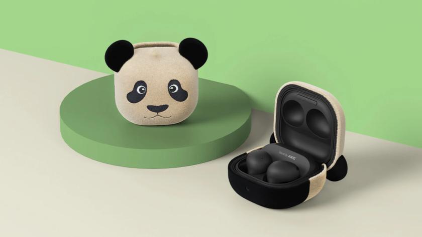 Samsung выпустила пушистый чехол в виде панды Fubao для линейки Galaxy Buds