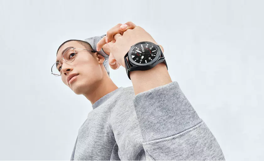 Samsung выпустила крупное обновление для Galaxy Watch 3: новые циферблаты и функция распознавания храпа