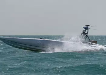 Американский морской дрон Devil Ray во время миссии на Ближнем Востоке впервые запустил ракеты