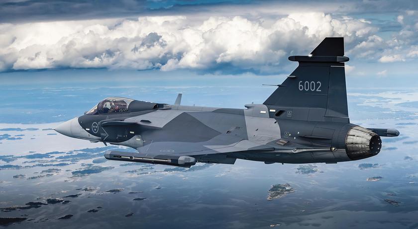 Швеция получила первый серийный истребитель JAS 39 Gripen E – самолёт пройдёт испытания, а поставки начнутся в 2025 году