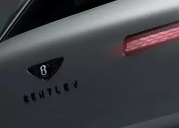 Bentley Torcal: Электрическая роскошь без лишних пикселей, но с "ювелирным" управлением