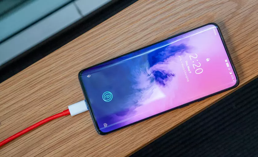 OxygenOS Open Beta 12 для OnePlus 7 и OnePlus 7 Pro: апрельский патч безопасности, функция определения грязи на камере и многое другое