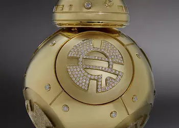 Модель робота Sphero BB-8 за 135 000 долларов