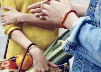 Jawbone определила сколько спят и ходят в разных странах мира