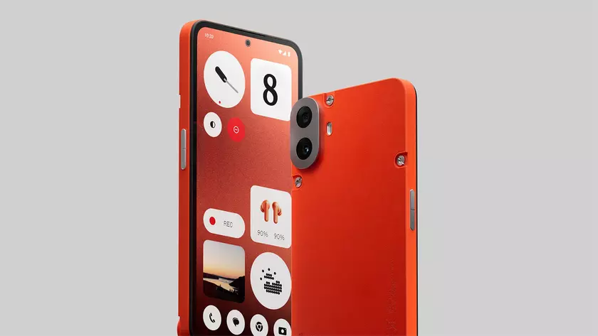 Разборка CMF Phone 1 показала, что отремонтировать его будет непросто