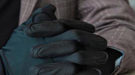 Scientists present smart gloves with tactile communication