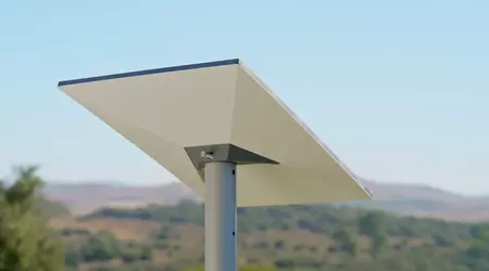 SpaceX kept the price of the Starlink hardware kit at $599, but added a next-generation antenna and a router with Wi-Fi 6