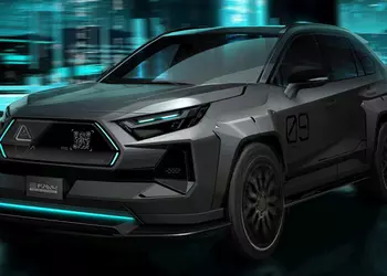 Toyota RAV4 Dark Side Perfomance will reveal the crossover's "mysterious side"