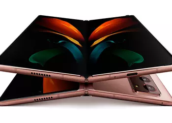 Samsung began updating carrier versions of the Galaxy Fold 2 to Android 13 in the U.S.