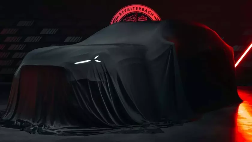 Прототип электрического кроссовера Mercedes-AMG
