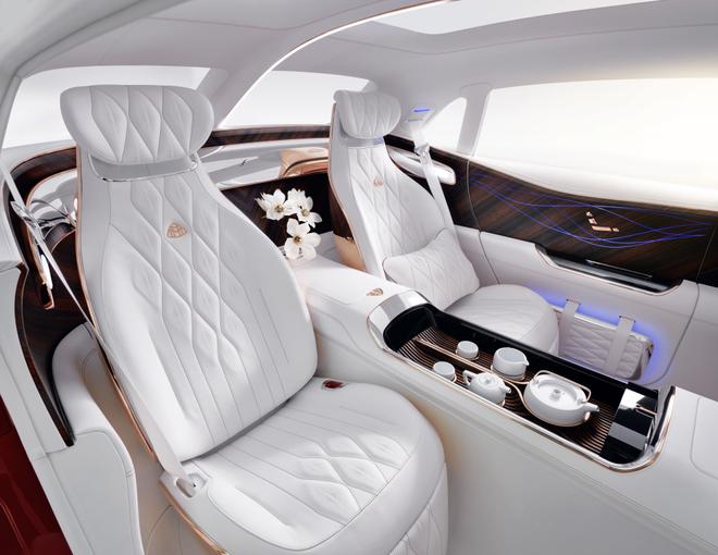 Wizja Mercedes-Maybach Ultimate Luxury salon 3.jpg