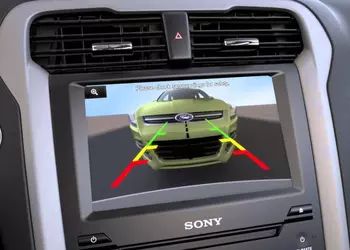 Ford отзывает 1,4 миллиона автомобилей из-за проблем с камерами заднего вида