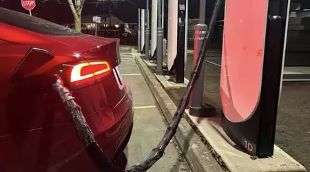 Tesla introduces anti-vandal protection at Supercharger stations