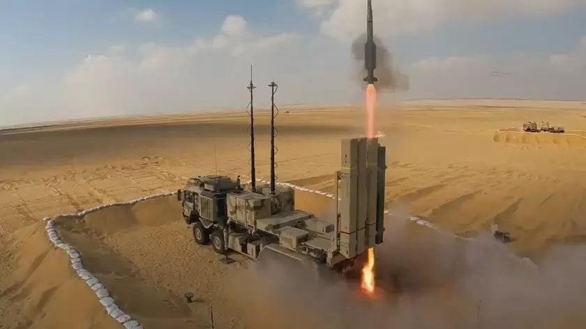 Немецкий зенитно-ракетный комплекс IRIS-T SLM продемонстрировал 100-процентную эффективность в уничтожении беспилотников