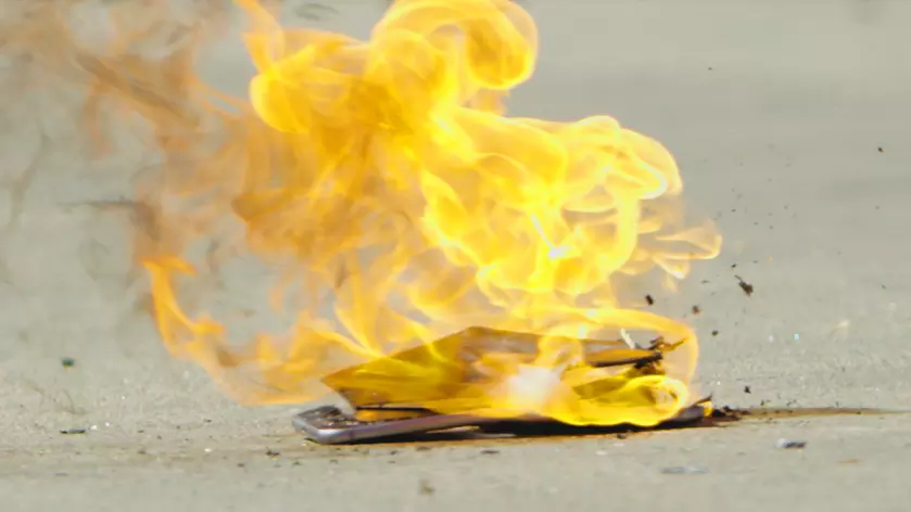 В Малайзии из-за взрыва смартфона погиб директор местной венчурной компании